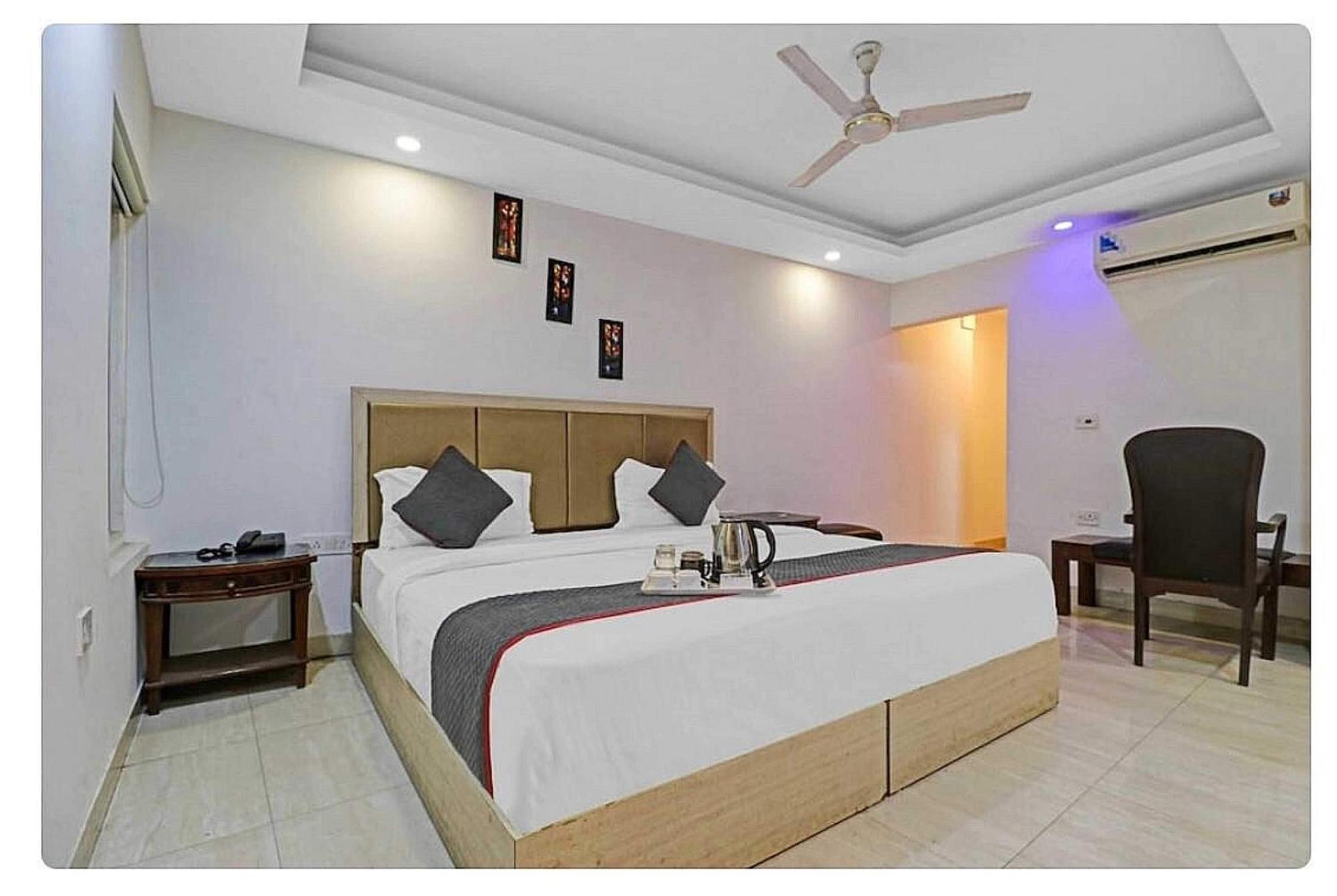 Super Hotel O Mahal Νέο Δελχί Εξωτερικό φωτογραφία
