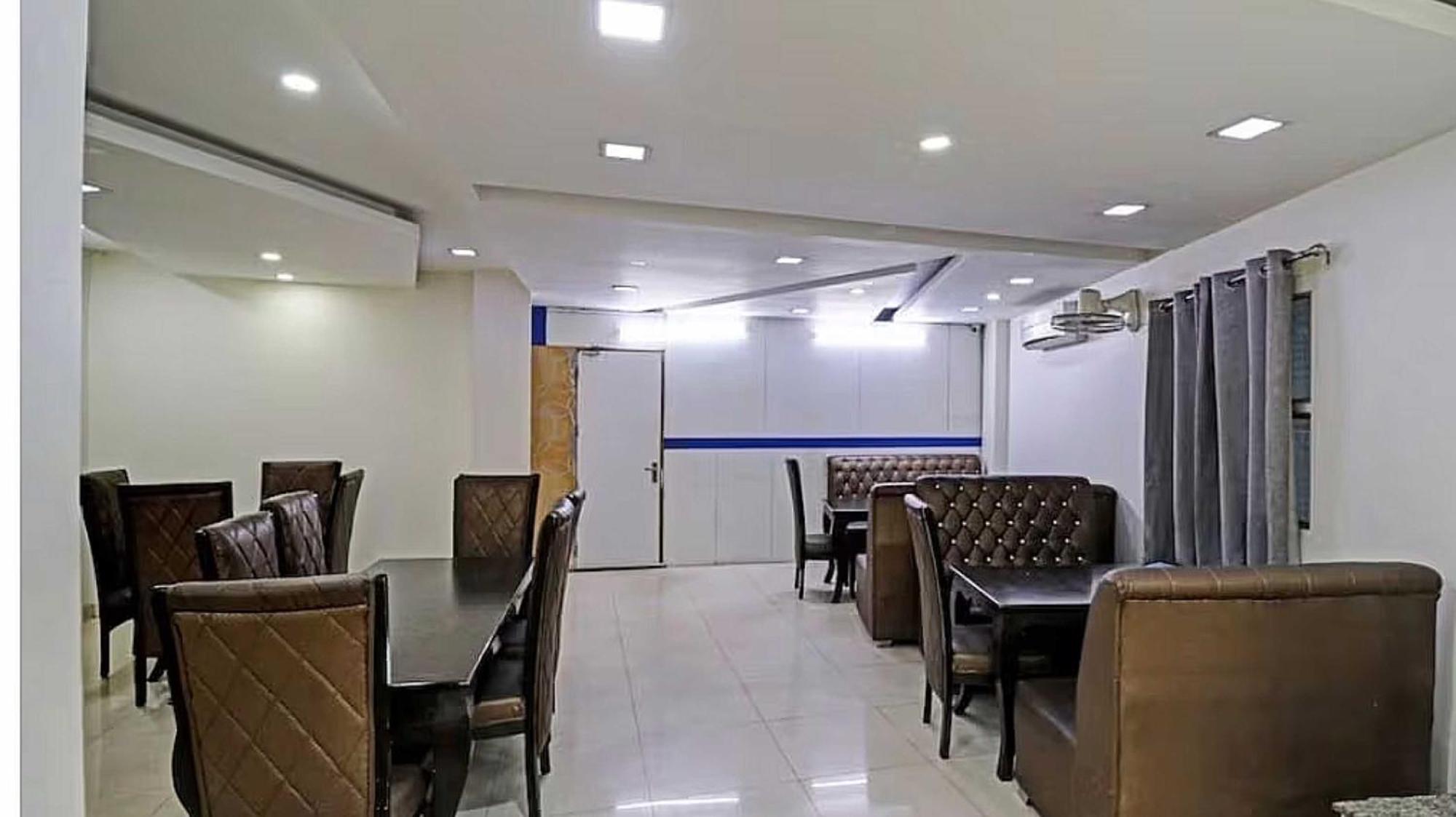 Super Hotel O Mahal Νέο Δελχί Εξωτερικό φωτογραφία