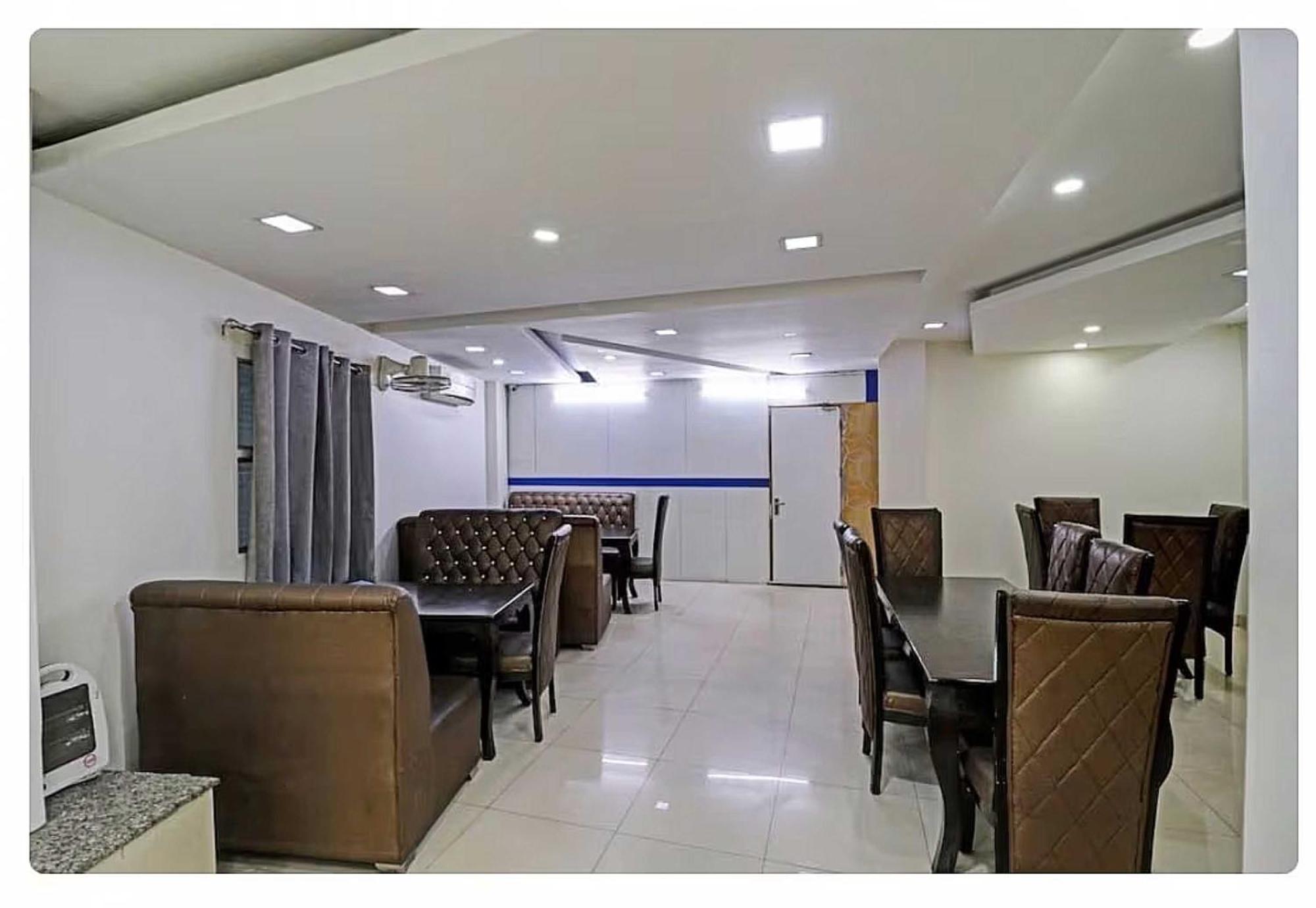 Super Hotel O Mahal Νέο Δελχί Εξωτερικό φωτογραφία